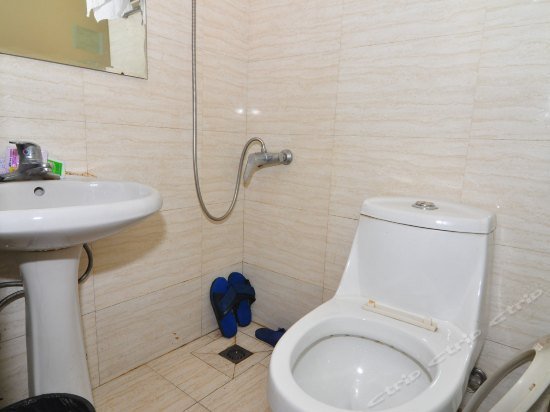 Фото Ninggang Hotel