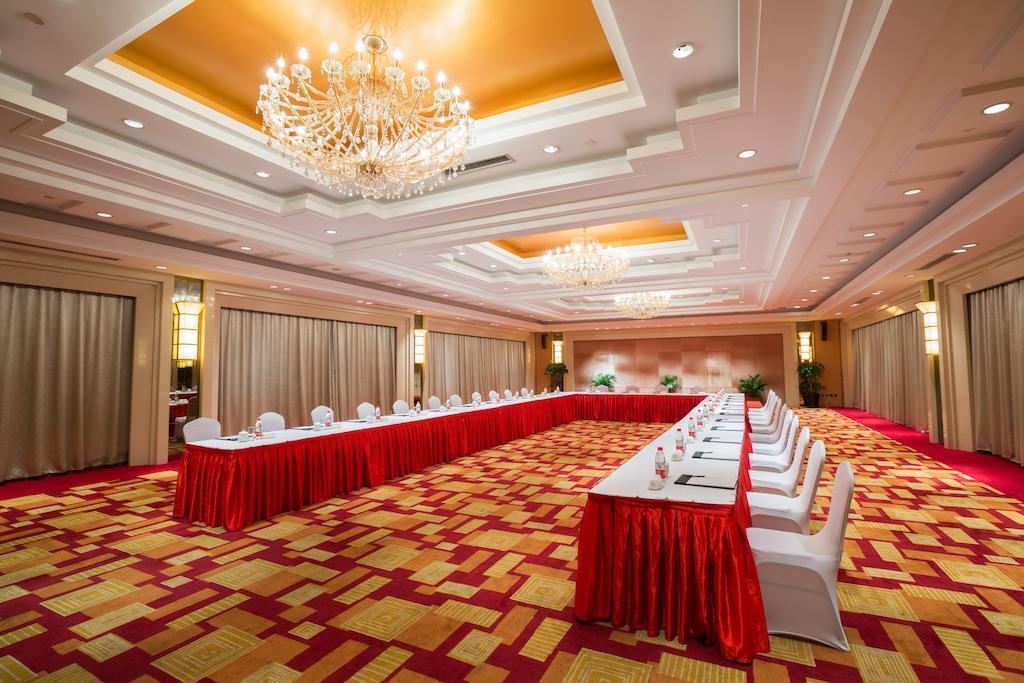 Фото Ruian International Hotel