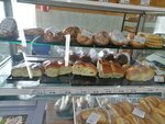 Горячий хлеб (ulitsa Malinovskogo, 13), grocery
