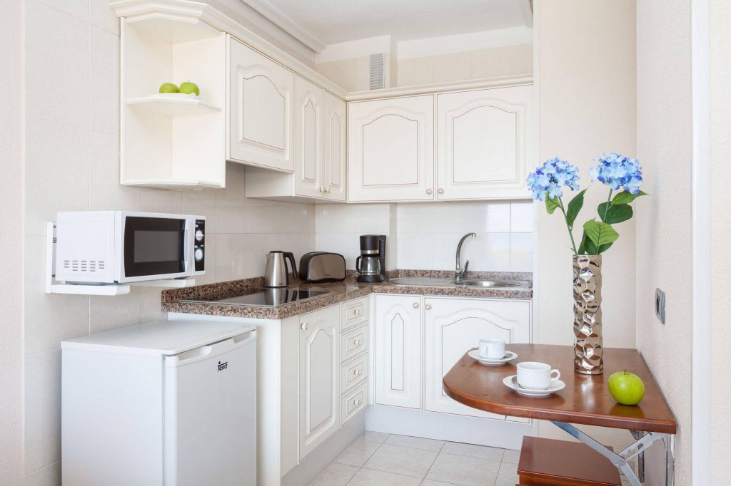 Фото Marino Hotel Tenerife