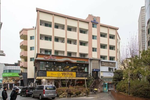 Гостиница Benikea Jeonju Hansung Tourist Hotel в Чонджу