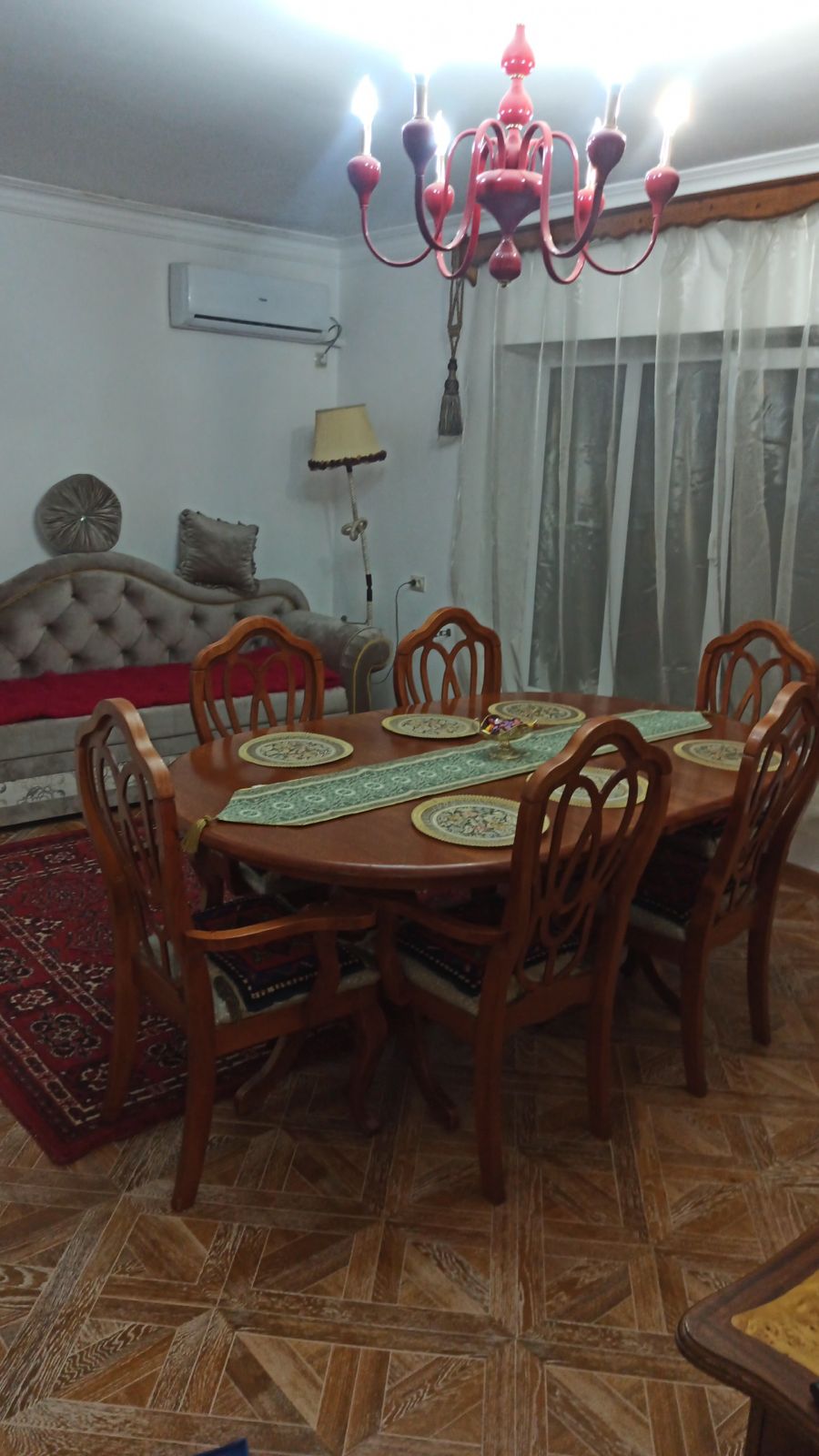 Фото Кади-Хан