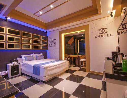 Гостиница GnG Motel в Кенсан-Намдо