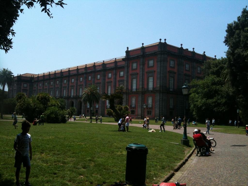 Фото отеля 2