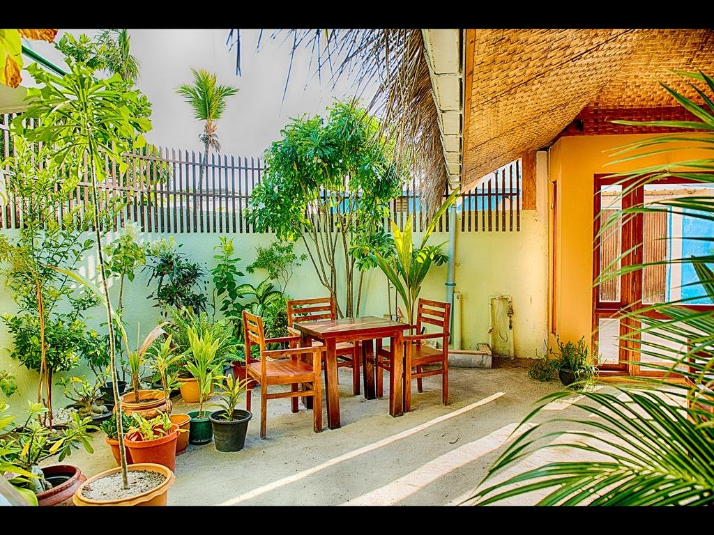 Фото Narnia Maldives Hotel at Maafushi