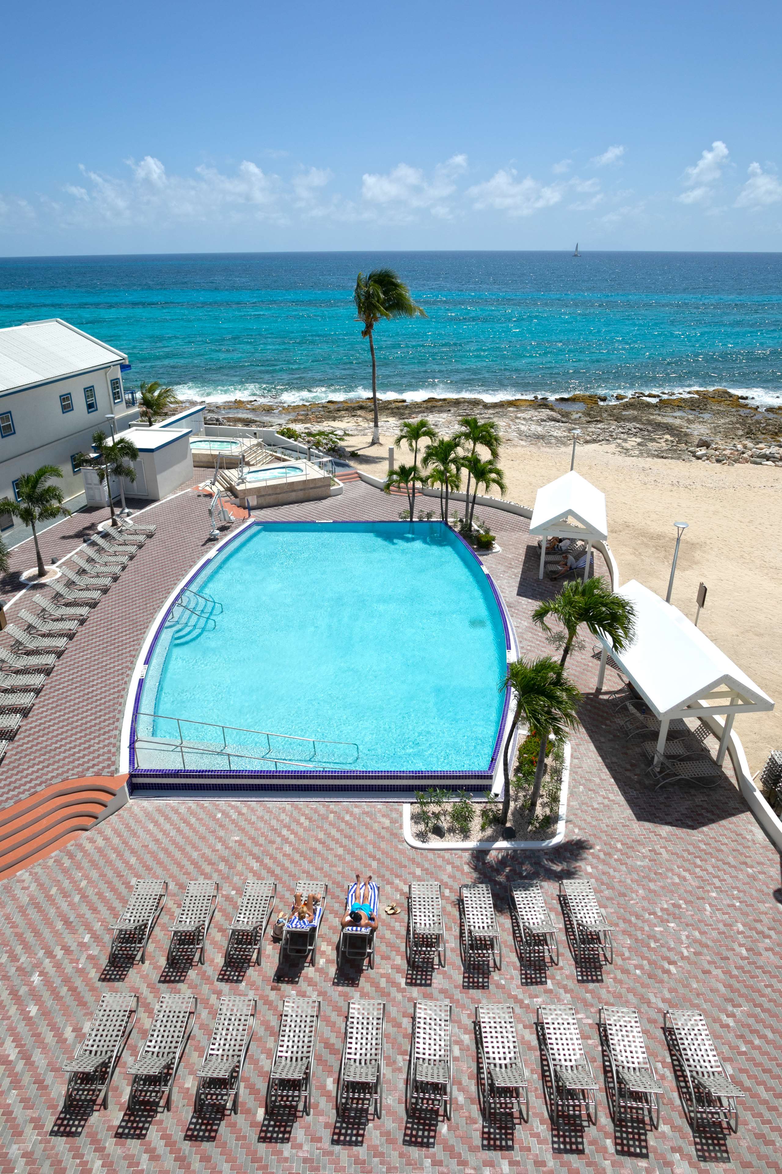 Фото Hilton Vacation Club Flamingo Beach St. Maarten