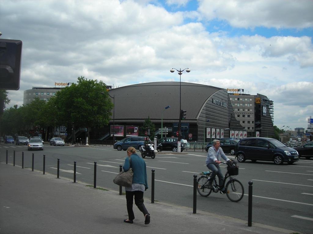 Фото HotelF1 Paris Porte de Châtillon