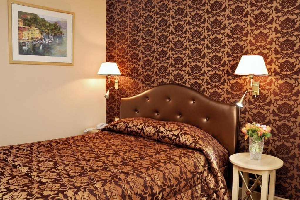 Фото Hotel Central Saint Germain