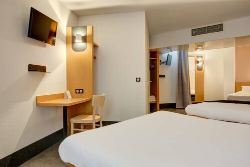 Внешний вид отеля B&b Hotel Reims Centre Gare в Реймсе, фото 5