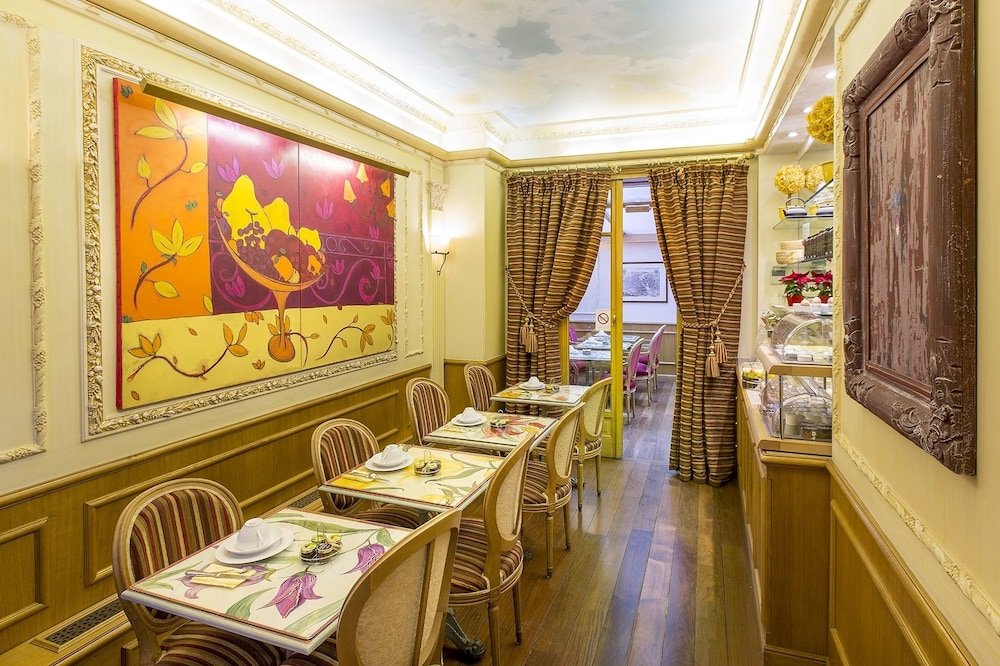 Фото Hotel Gavarni