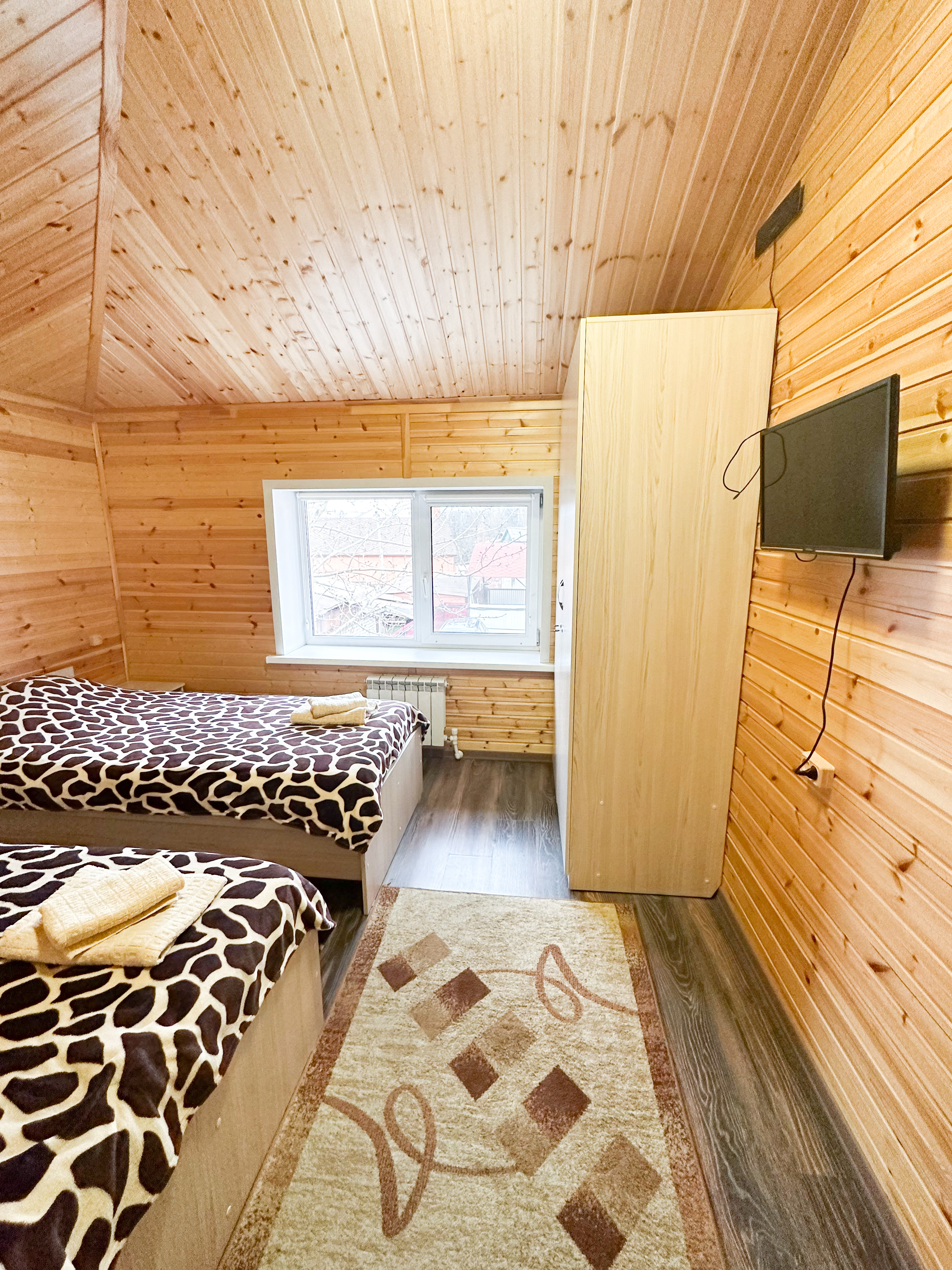 Фото Милана