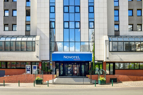 Гостиница Novotel Paris Suresnes Longchamp в Пюто