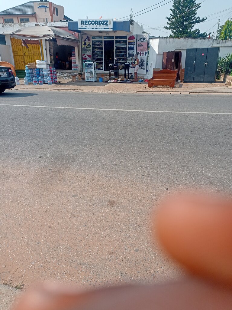 Clothing store Recordzz, Accra, photo