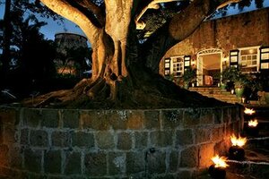 Гостиница Montpelier Plantation & x26; Beach