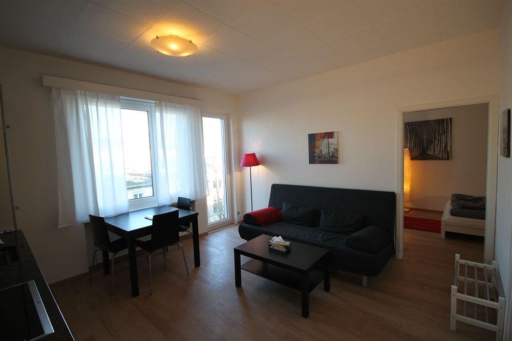 Фото HITrental Letzigrund - Apartment