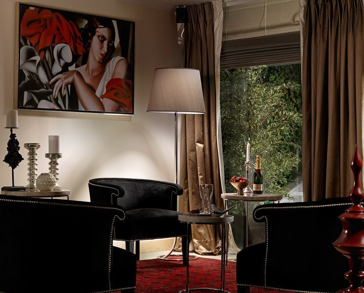 Фото Best Western Plus Embassy Hotel