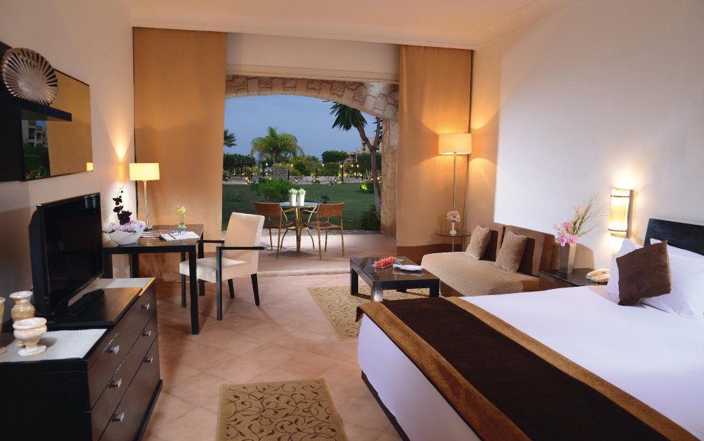 Фото Movenpick Resort El Sokhna