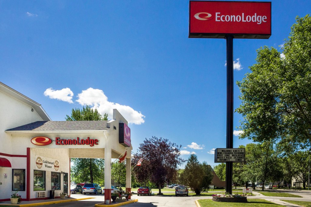 Фото Econo Lodge Grand Forks