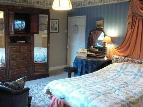 Hotel Ravenstone Guest House, England, photo