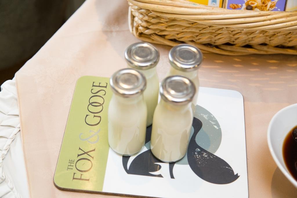 Фото Fox and Goose Inn