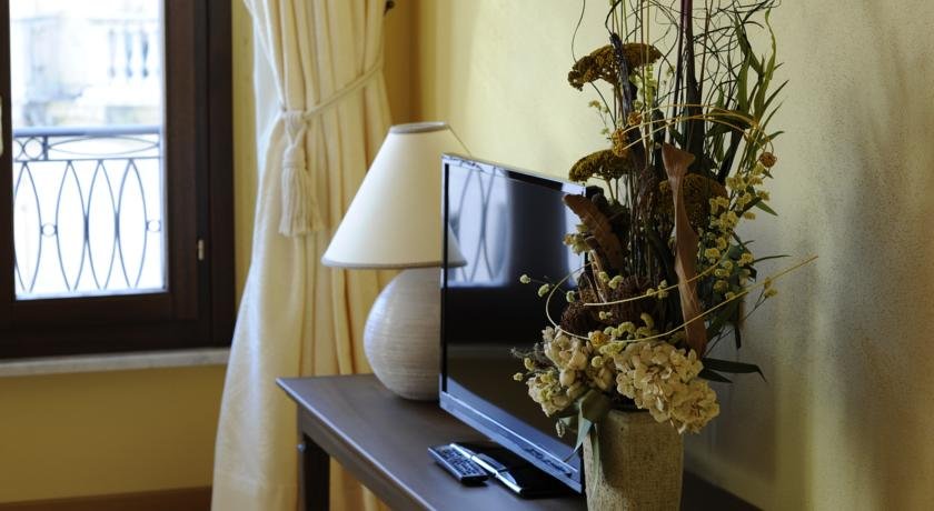 Фото Piazza Azuni 18 Guest House