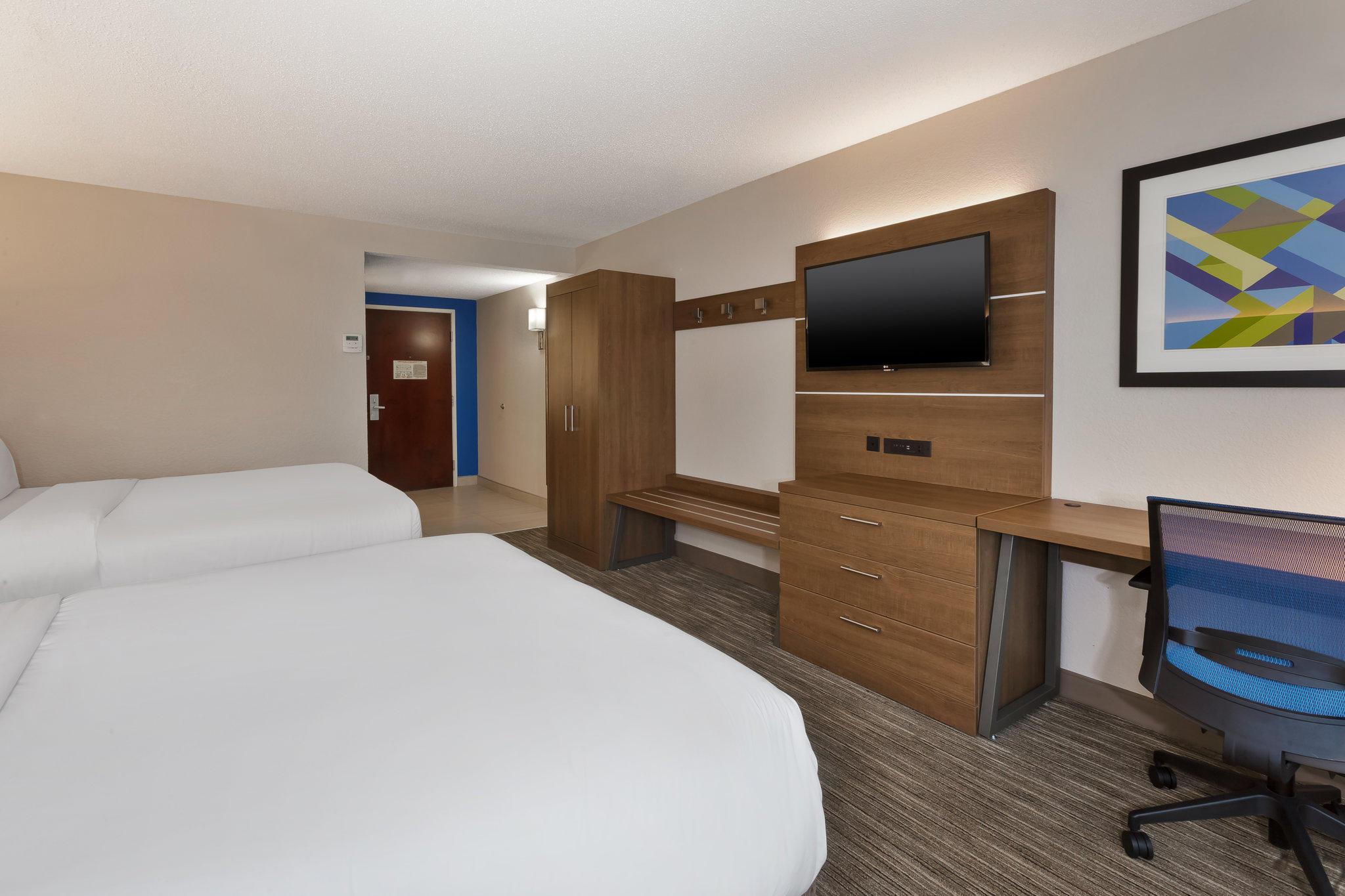 Фото Holiday Inn Express Hotel & Suites Chesapeake, an Ihg Hotel