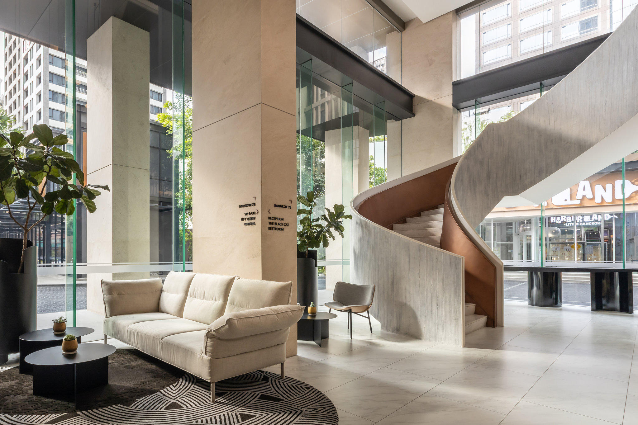 Фото Sindhorn Midtown Hotel Bangkok