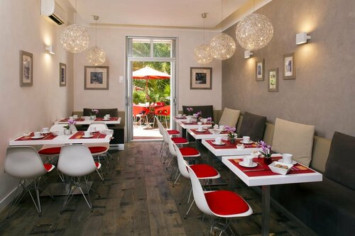 Гостиница Hotel des Arceaux в Монпелье