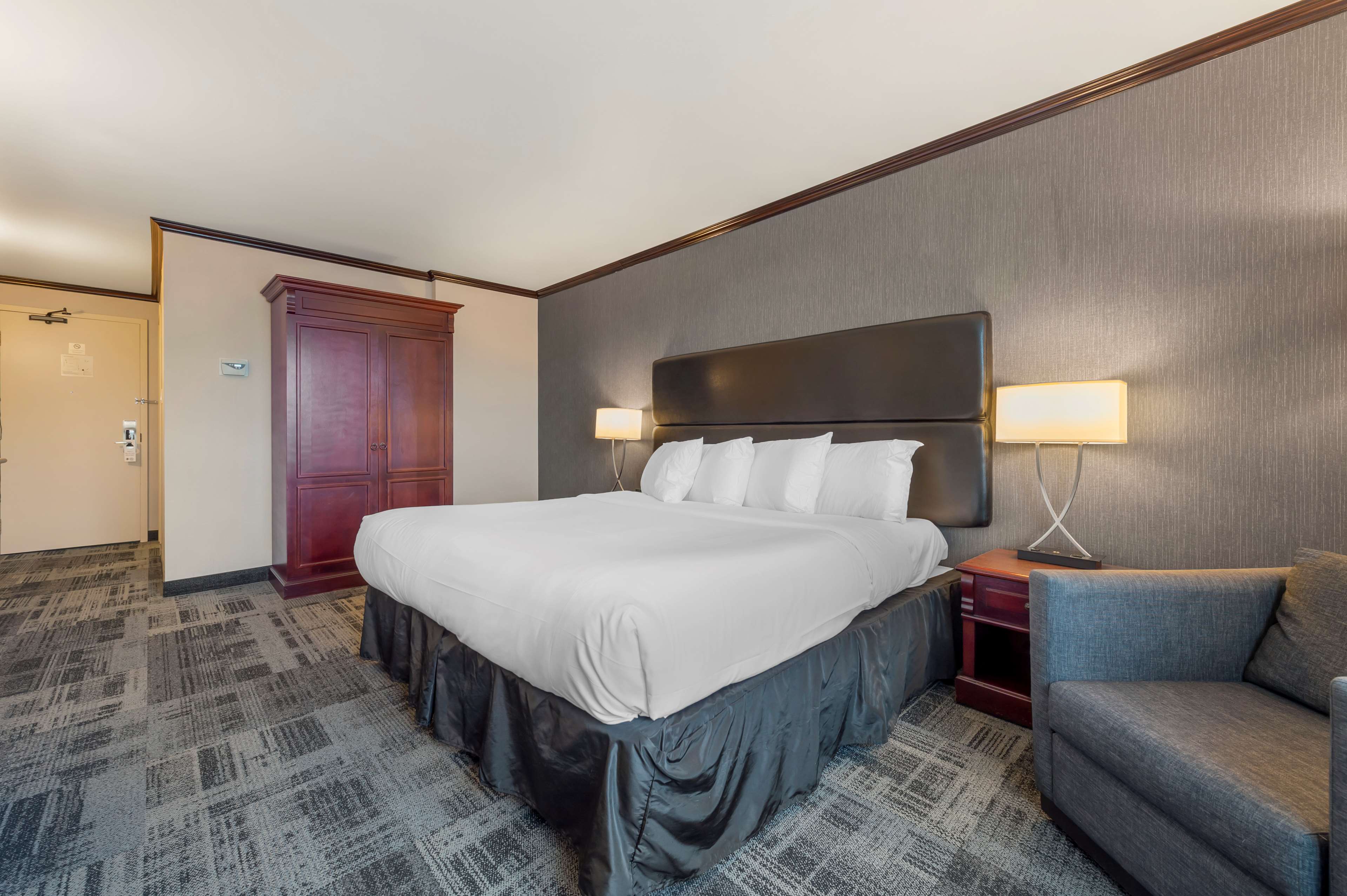 Фото Best Western Plus City Centre Centre Ville