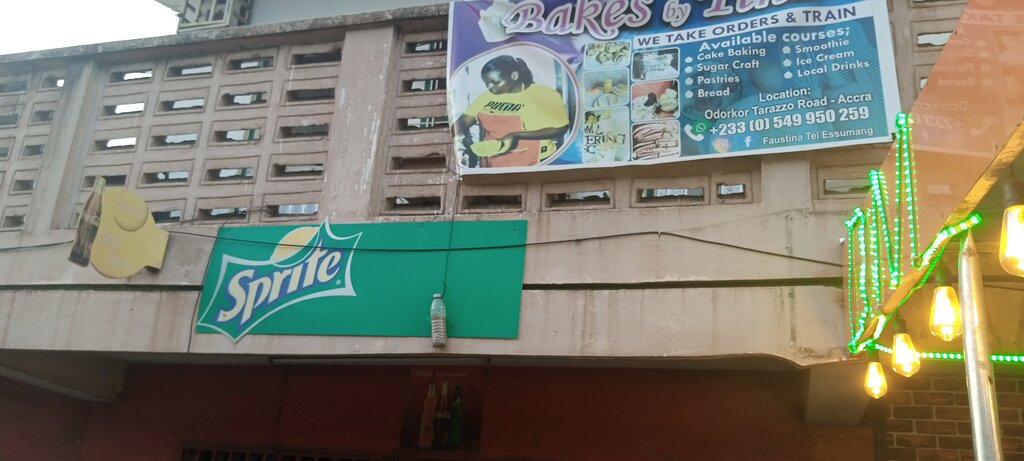 Bakery Bakes by Tina, Accra, photo