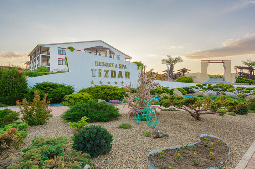 Гостиница Tizdar Family Resort & SPA