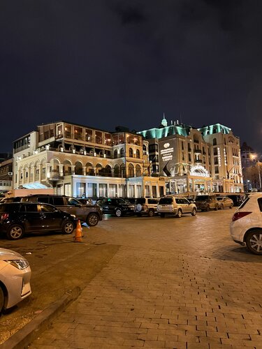 Гостиница Ambassadori в Тбилиси