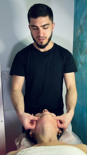 Антицеллюлитный массаж ЖОПЫ на полтавских дорогах