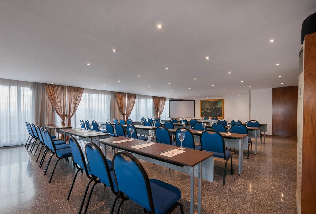 Фото Hotel Gaudi