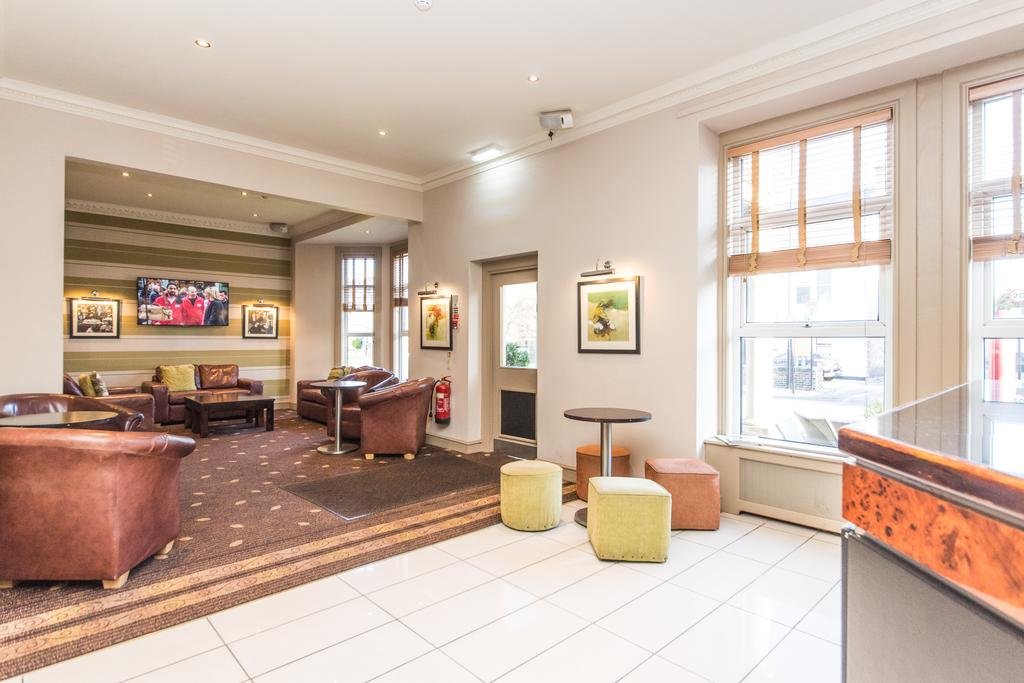 Фото Osborne Hotel