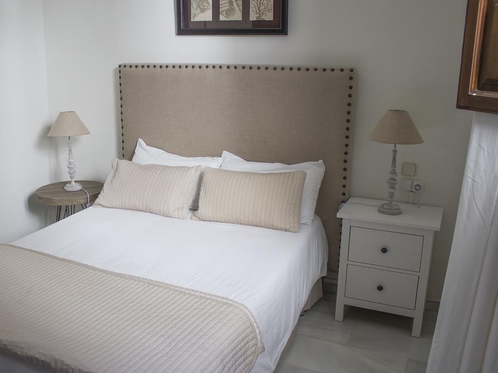 Фото Granada Suites