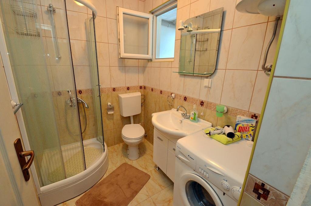 Фото Villa Lastva Apartments