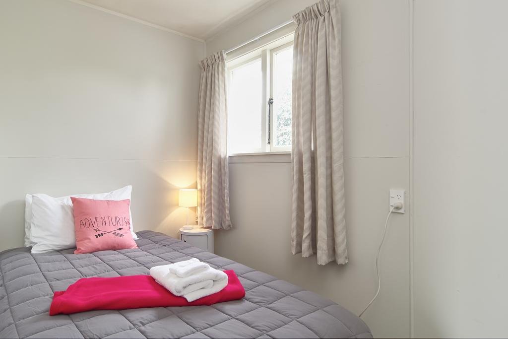 Фото Merino Villa 1 - Christchurch Holiday Homes