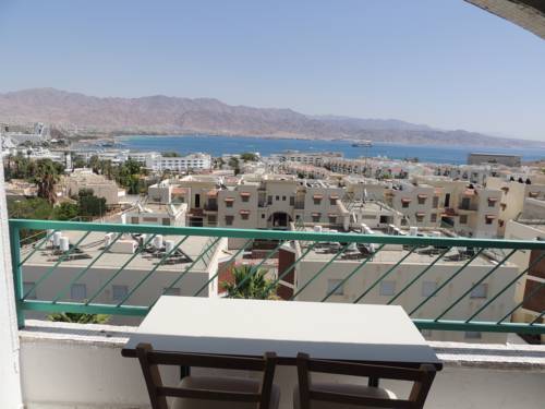 Фото Lev Eilat Suites