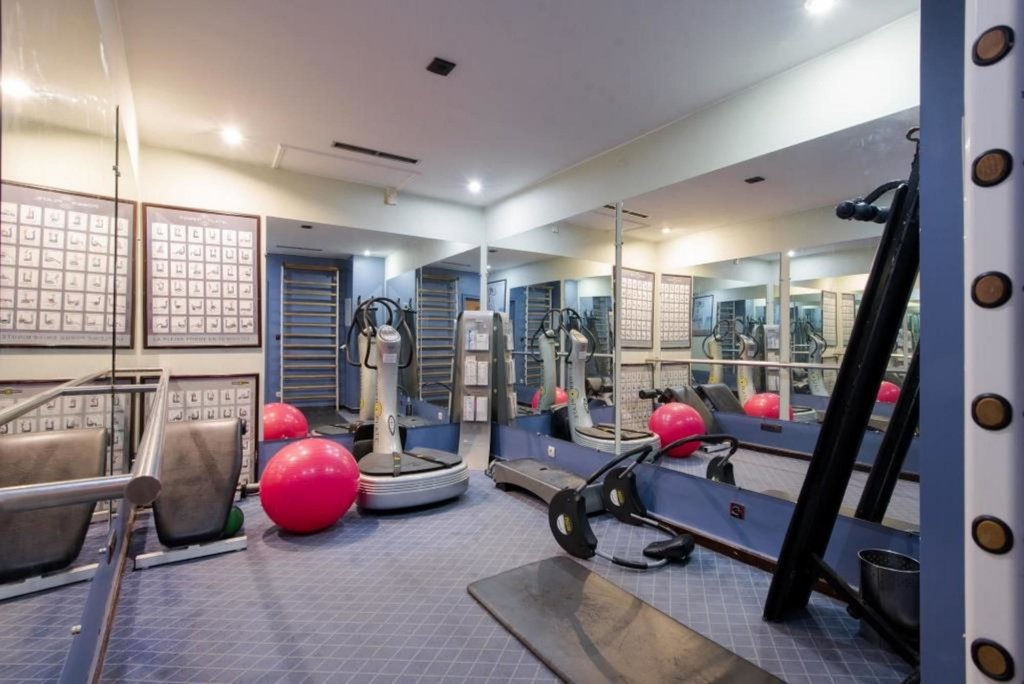 Фото Hôtel Colbert SPA & Casino