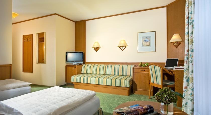 Фото 100888872767