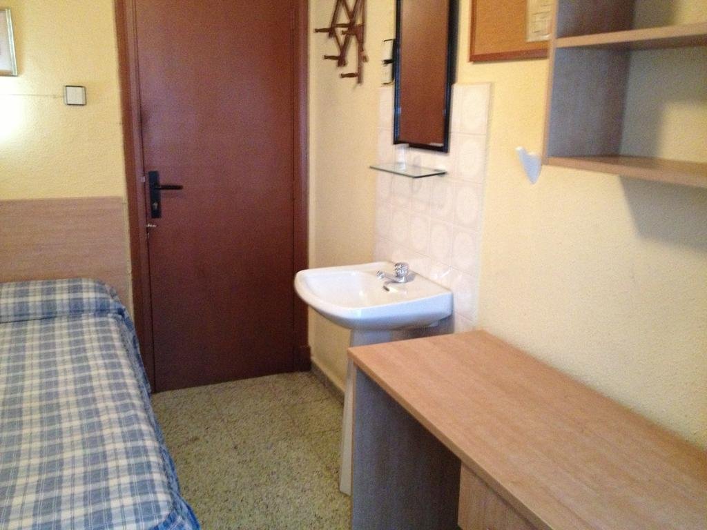 Фото Pension Santa Gema