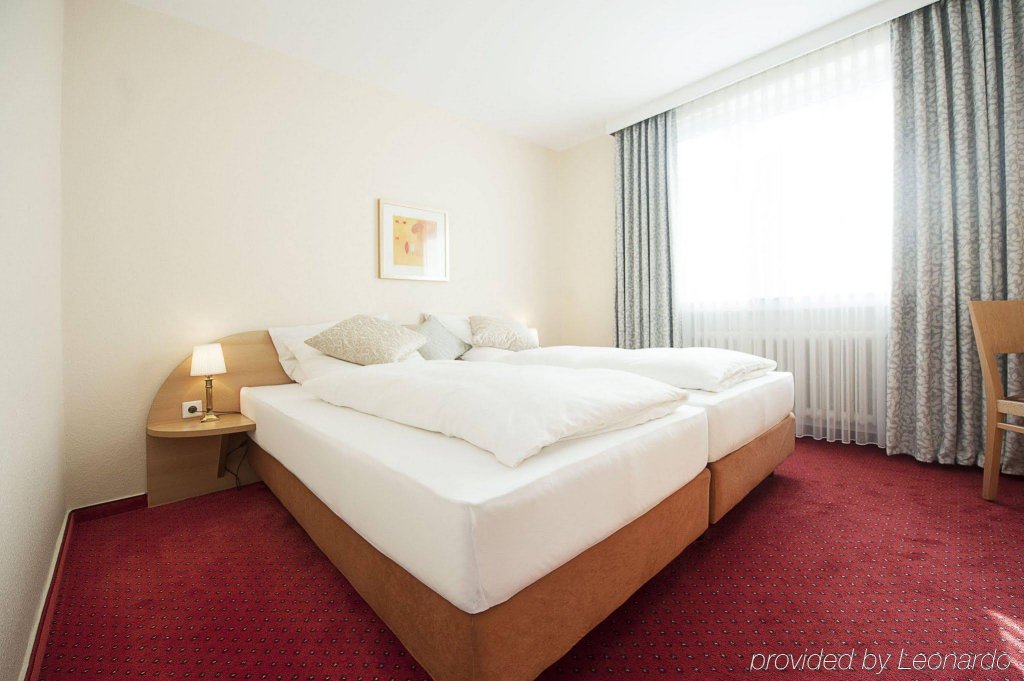 Фото Comfort Garni Hotel