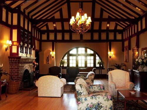 Внешний вид отеля Petersons Armidale Winery and Guesthouse в Армидейле, фото 2