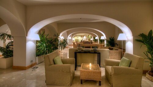 Внешний вид отеля Grand Hotel Aminta в Сорренто, фото 3