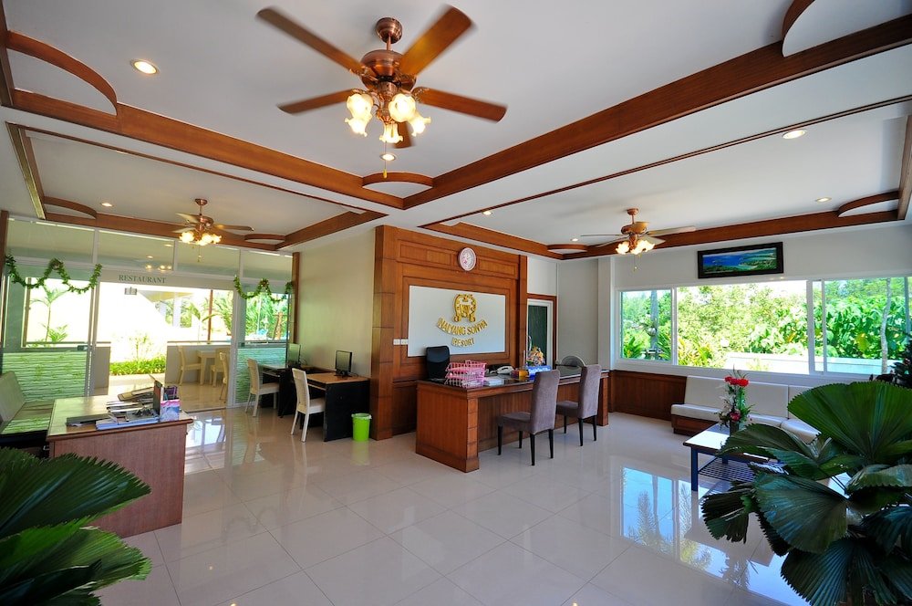 Фото Phuket - Naiyang Sonwa Resort