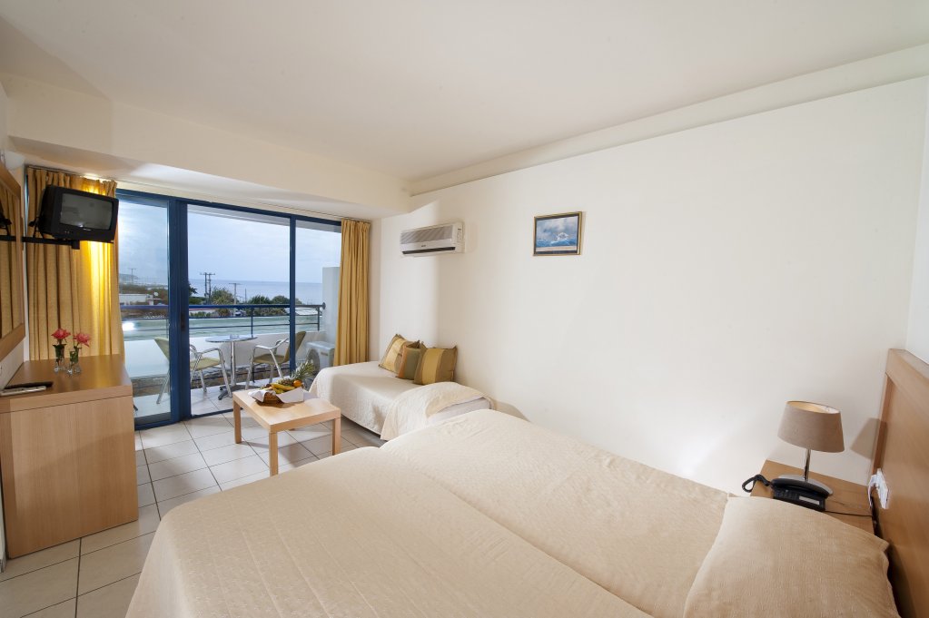 Фото Ariadne Beach - Adults Only