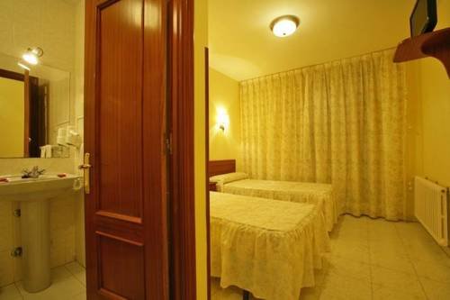 Фото Hotel Monte y Mar