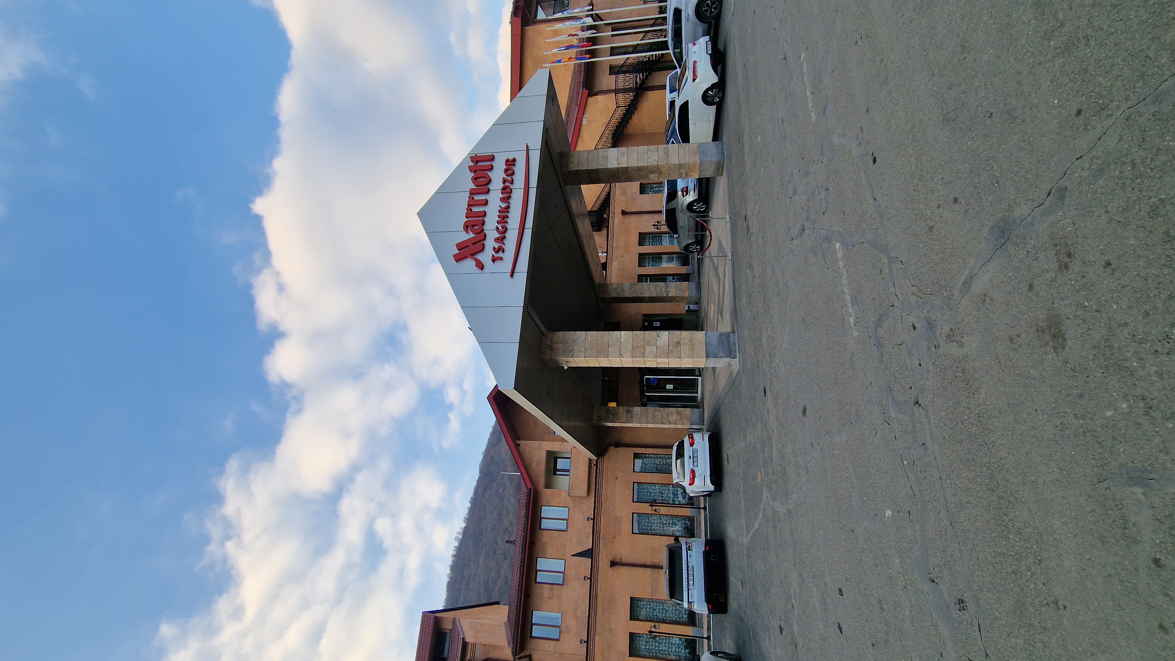 Фото Цахкадзор Марриотт