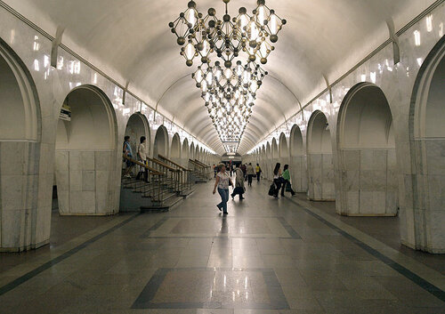 Менделеевская (Москва, Новослободская улица), станция метро в Москве